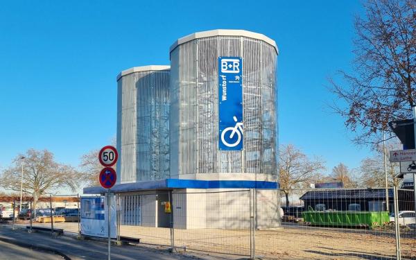 Automatisches Fahrradparkhaus in Wunstorf